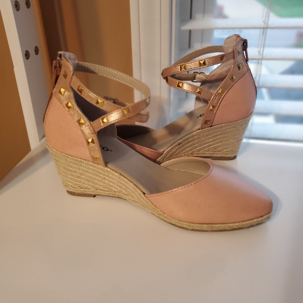 RIALTO SHOES - Picture 2 of 4